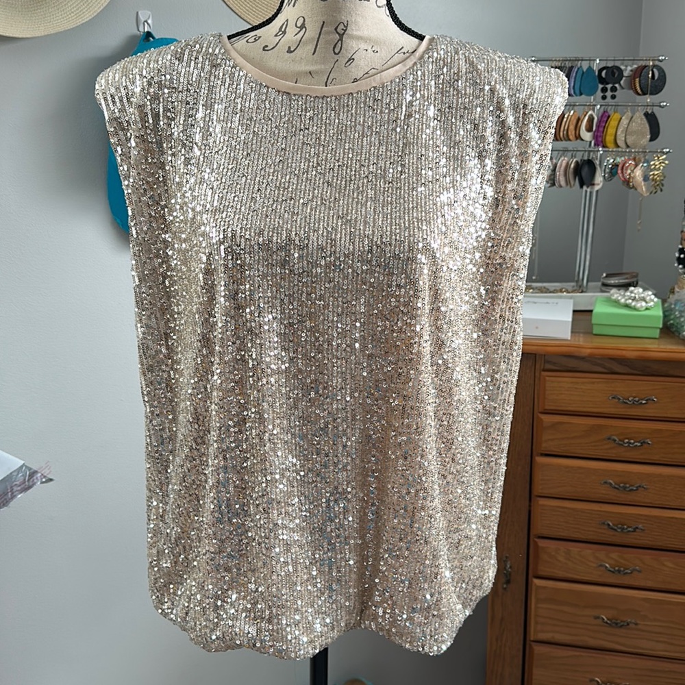 Sequin padded shoulder top